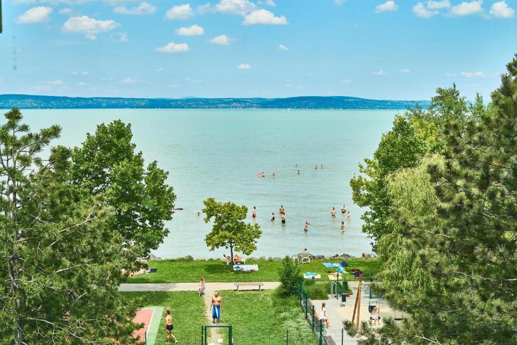Chill & Relax Apartment Siofok Exterior photo